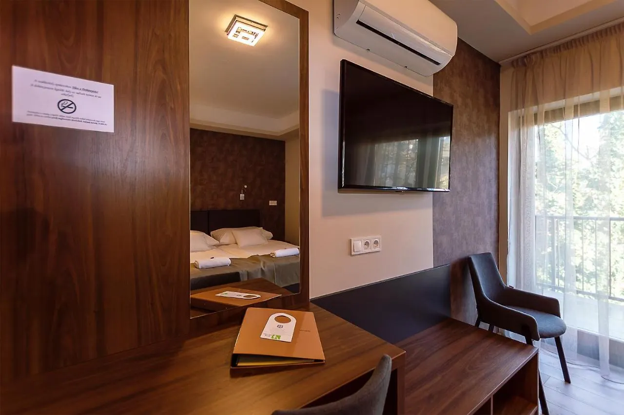 Ven Diofa De Lux Panzio Bed and Breakfast Szeged Bed & Breakfast