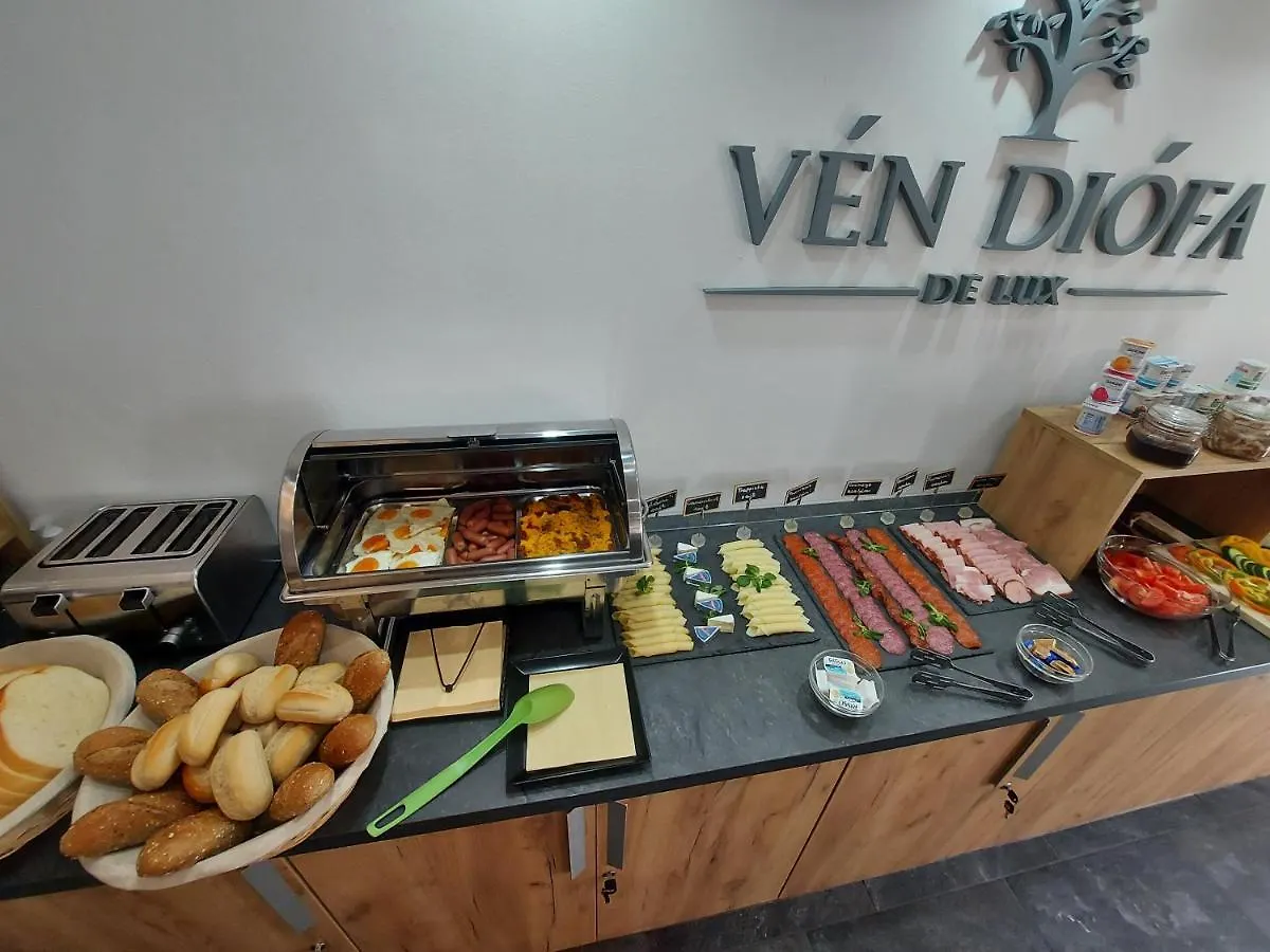 Ven Diofa De Lux Panzio Bed & Breakfast Segedin