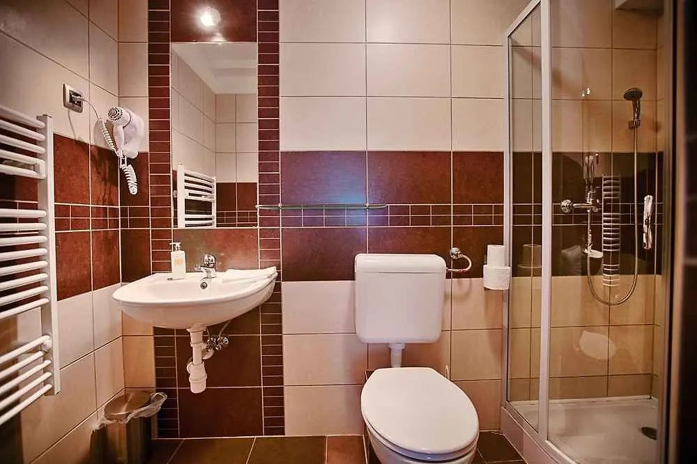 Ven Diofa De Lux Panzio Bed and Breakfast Szeged