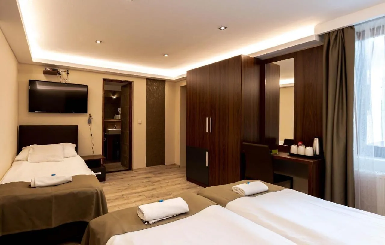 Ven Diofa De Lux Panzio Bed & Breakfast Szeged