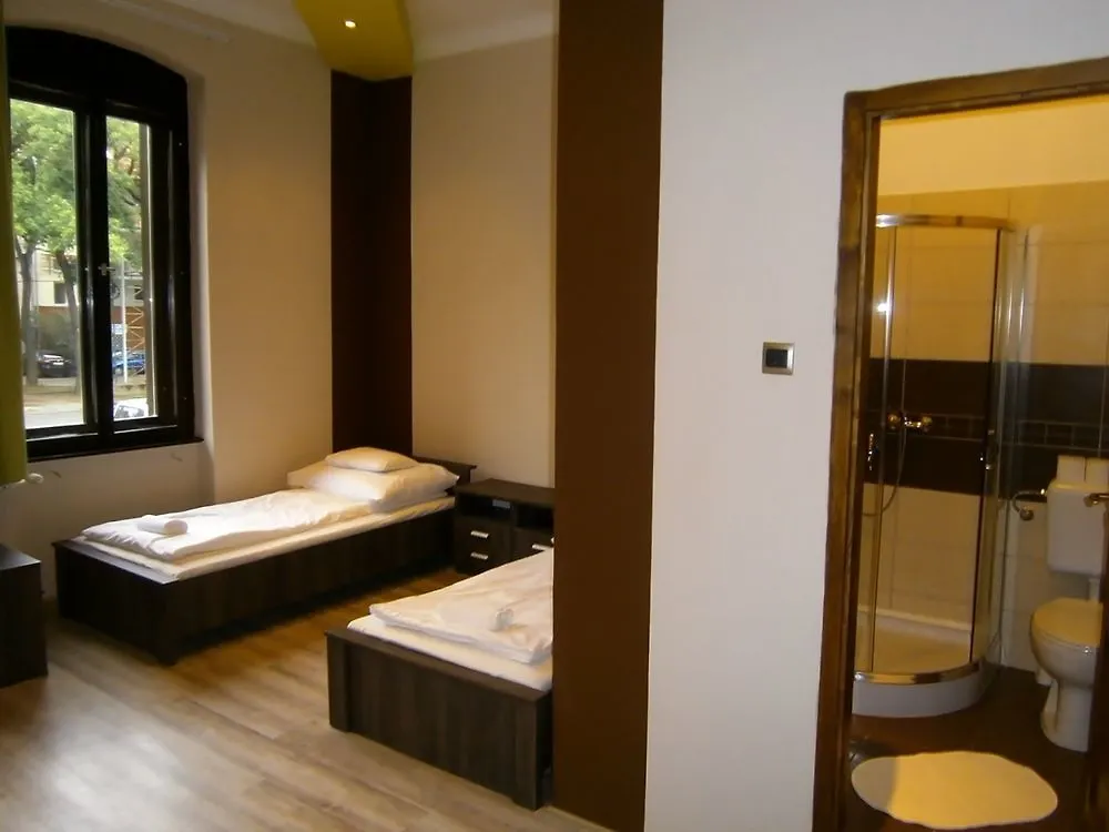 Ven Diofa De Lux Panzio Bed & Breakfast Szeged